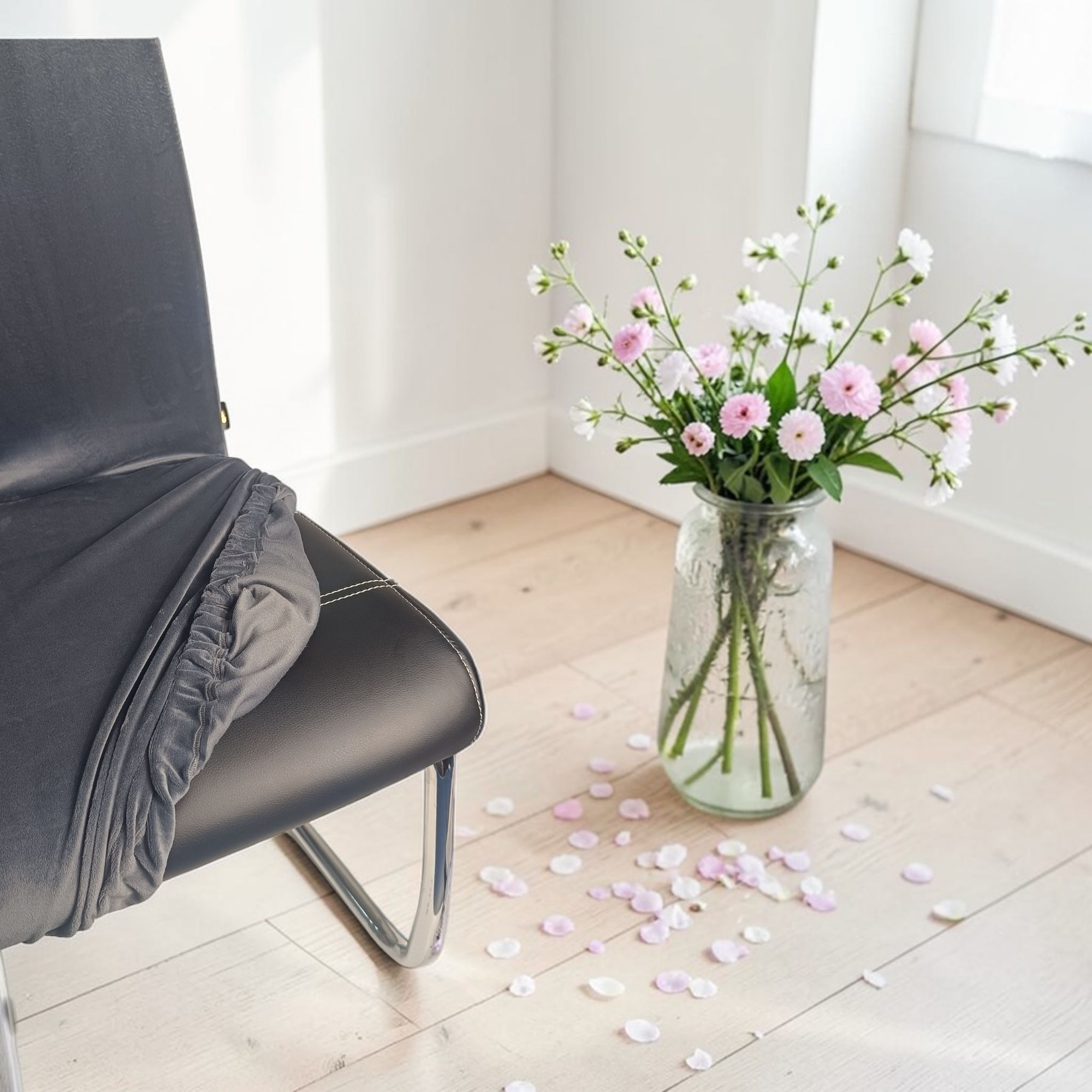 Pokrowiec na krzesło – VELVET SUPER SOFT – Grafitowy - obrazek 3